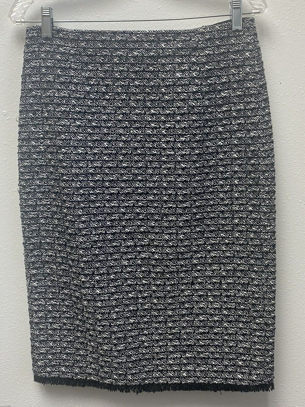 J. Crew Women’s Pencil Skirt Black White Tweed Woven Tailored Size 4